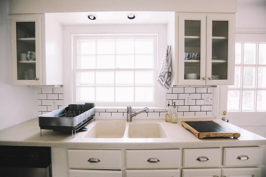 picture of kitchen with granite sink