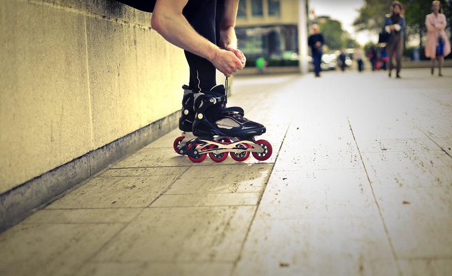 picture of person wearing rollerblades