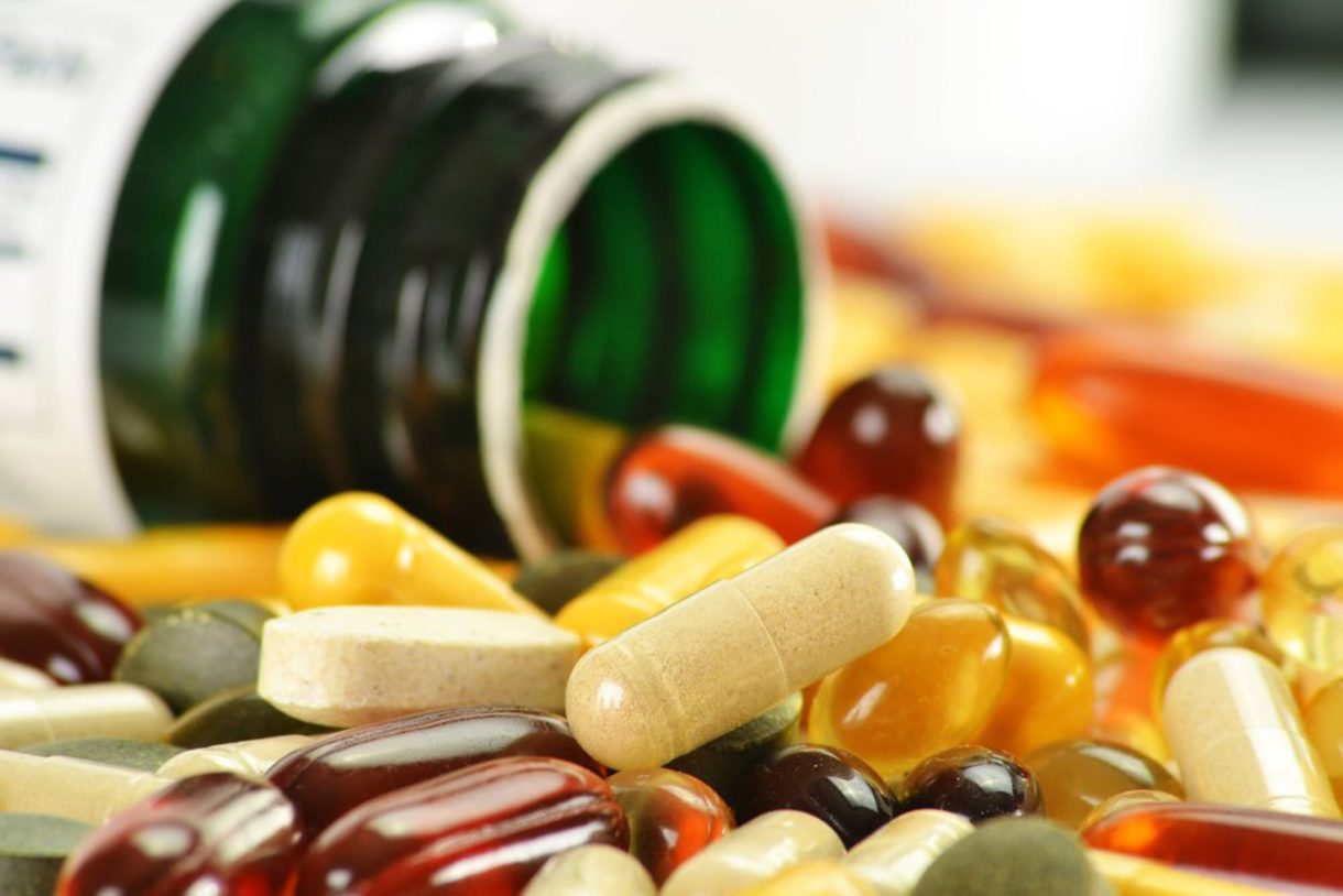 Multivitamins are supplements that contain vitamins and minerals along with other ingredients like herbs, amino acids, and fatty acids, but in varying amounts. Multivitamin supplements help to fill in nutritional gaps and make up for the shortfalls that are not taken in through the diet. You should keep in mind that a multivitamin can’t in any way replace a healthy, well-balanced diet. These supplements are used for treating vitamin or mineral deficiencies caused by long-term poor nutrition digestive disorders, certain medications, chronic diseases, and many other health conditions.