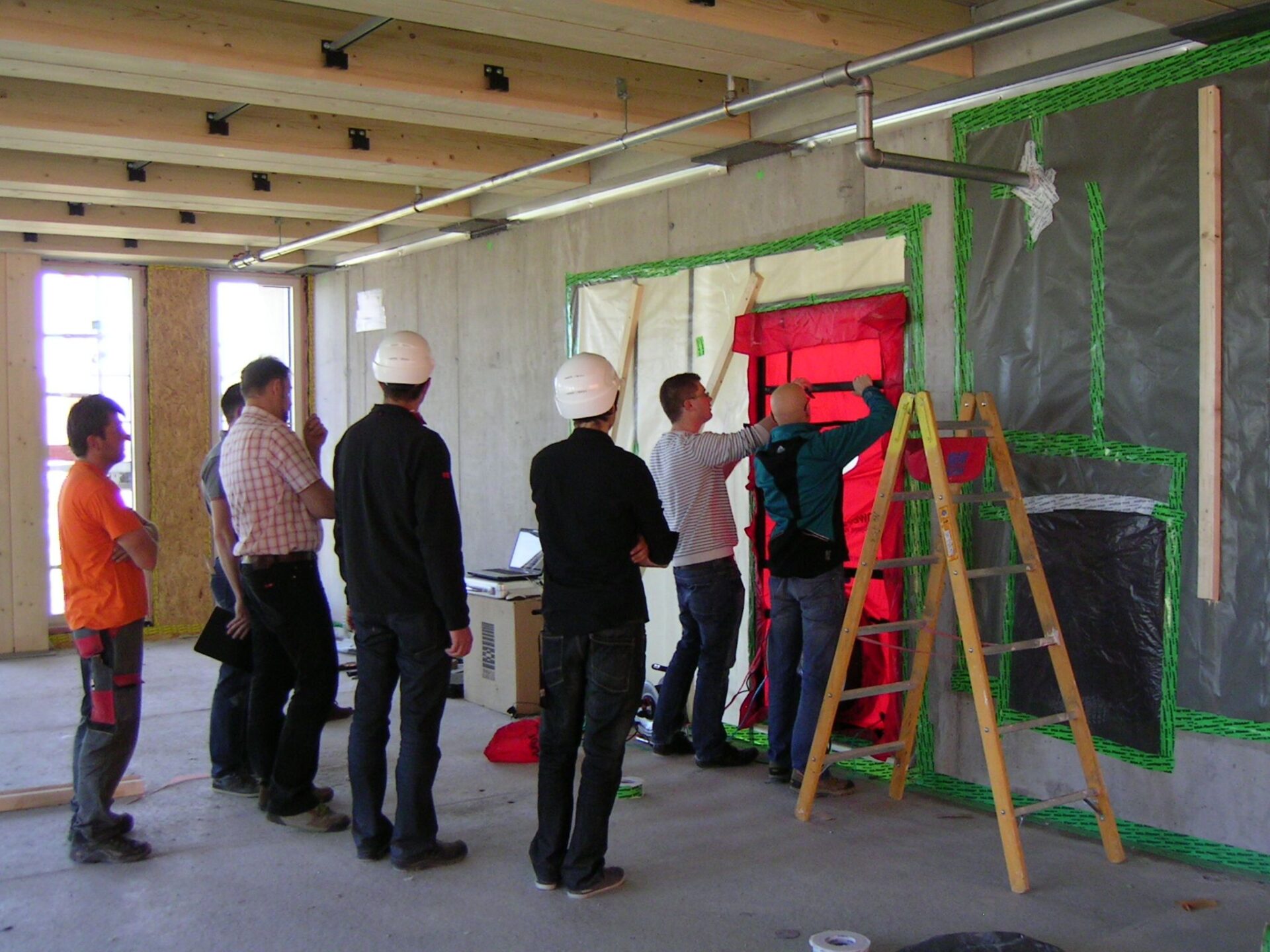  Blower Door Test equipment