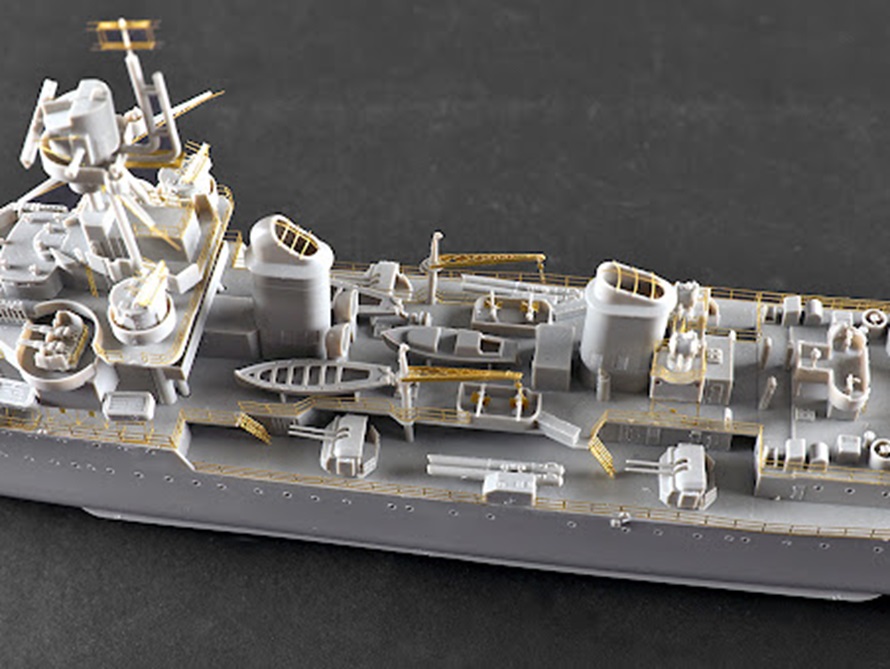 Trumpeter 1/350 French Light Cruiser Georges Leygues Plastic Model Kit