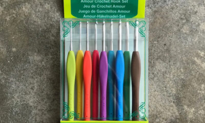 clover_amour_crochet_hook_set